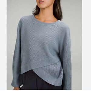 Lululemon Reversible Crossover Sweater in Chambray Gorpcore Athleisure Sz 8